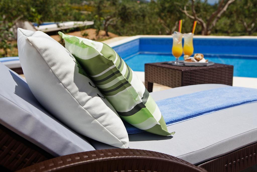 Holiday Homes Oliva Bol Bilik gambar