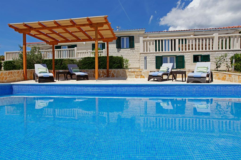 Holiday Homes Oliva Bol Bilik gambar